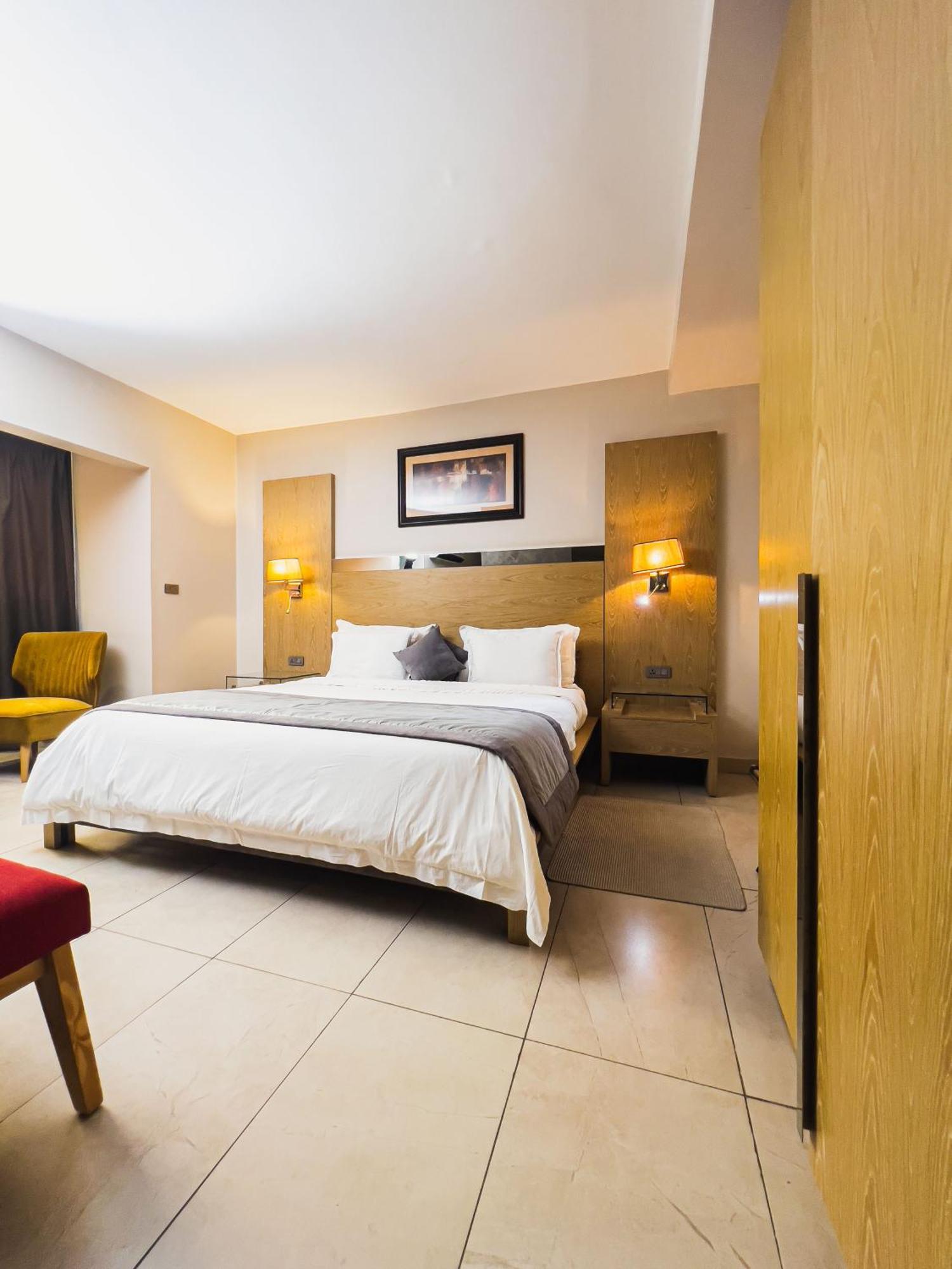 Hotel Vdn By Good Rade Dakar Eksteriør bilde